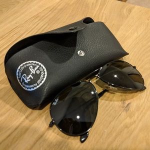 Ray Ban Sunglasses - RB3025